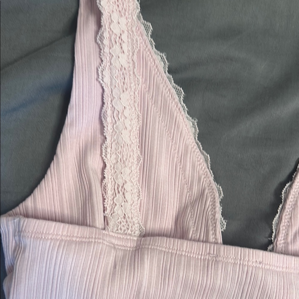 Chic Pink Lace Trim Top - Picture 5 of 5